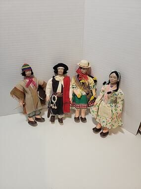 VTG DOLLS 2Men 2Woman SOUTH AMERICA LATIN AMERICA Traditional DRESS Costume